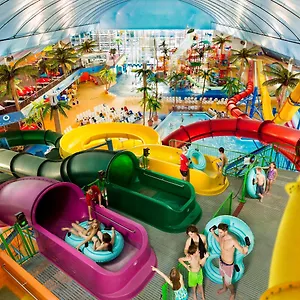 Skyline & Waterpark Hotel Niagara Falls